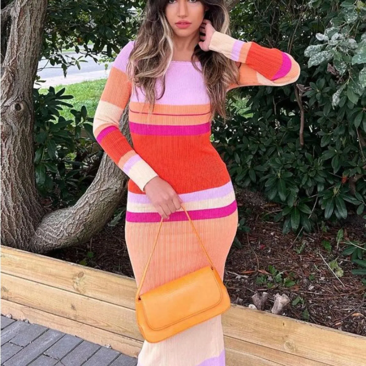 Abito lungo a righe in maglia svasata per donna Abito lungo elegante autunnale a maniche lunghe a vita alta a contrasto