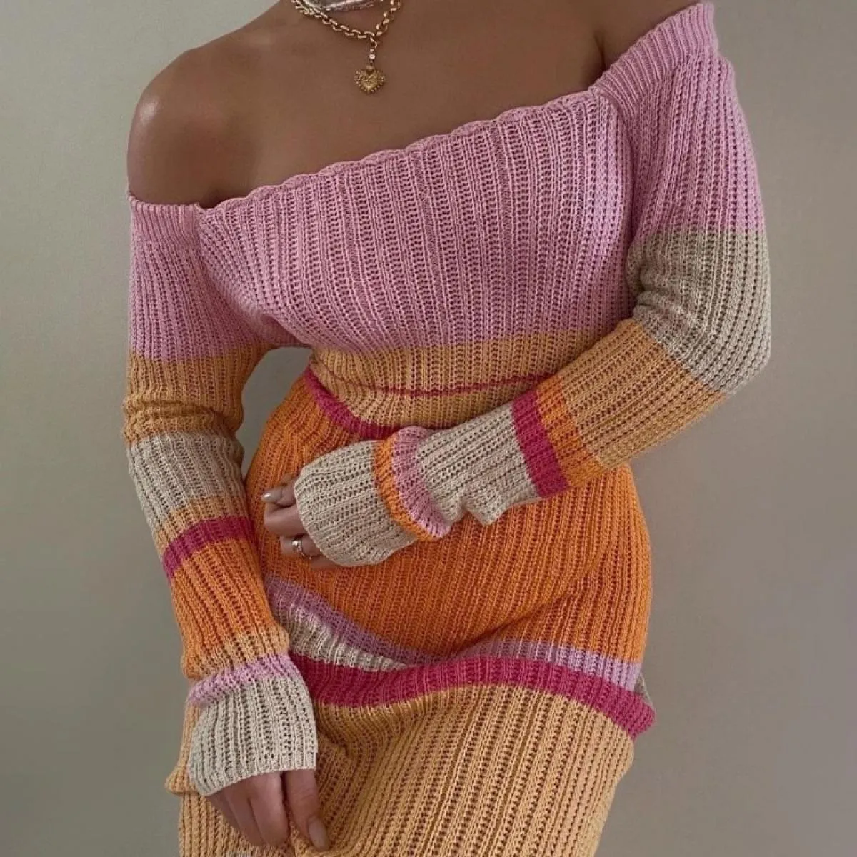 Abito lungo a righe in maglia svasata per donna Abito lungo elegante autunnale a maniche lunghe a vita alta a contrasto