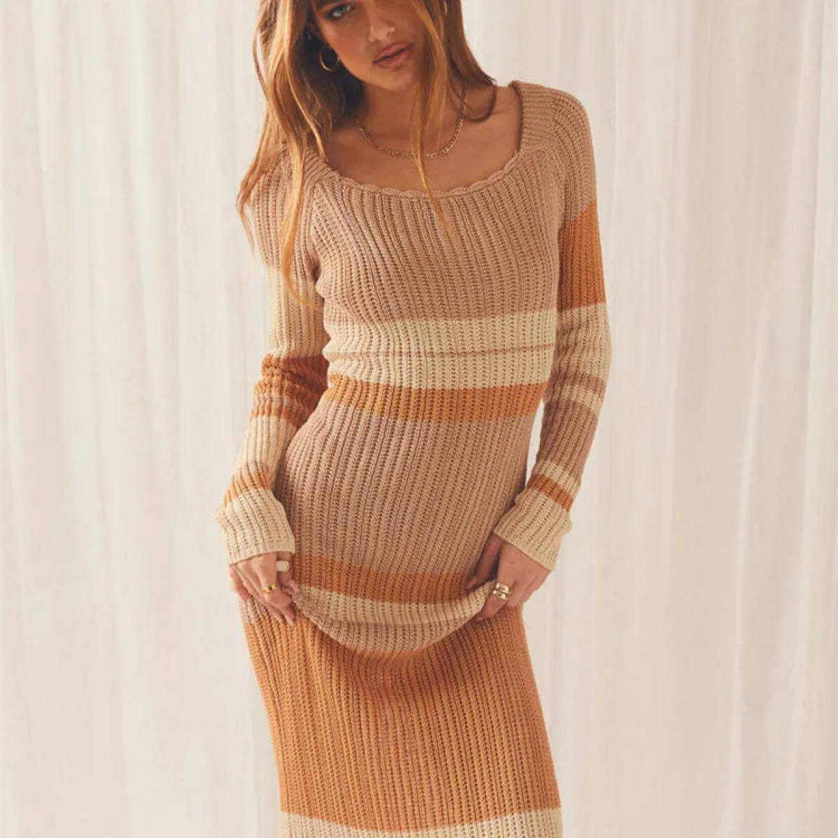 Abito lungo a righe in maglia svasata per donna Abito lungo elegante autunnale a maniche lunghe a vita alta a contrasto