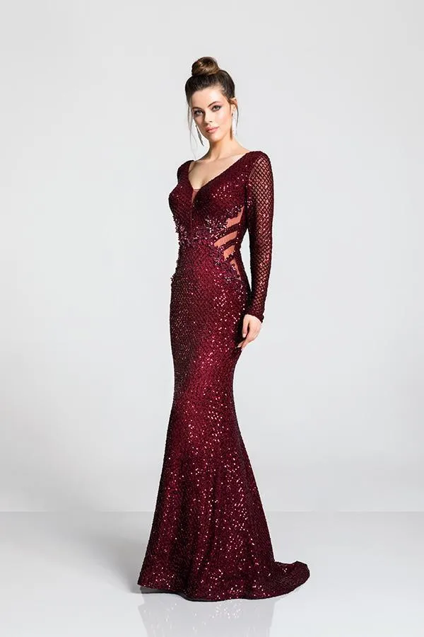 Abito lungo  a sirena bordo Moda Mania  in tulle  con motivo in paillette a manica lunga
