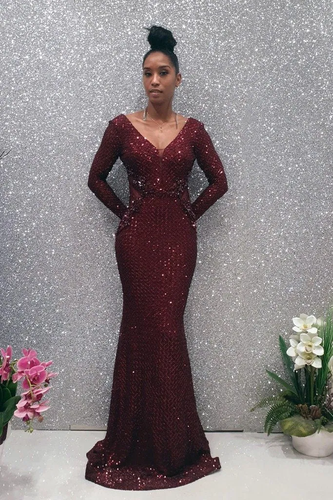 Abito lungo  a sirena bordo Moda Mania  in tulle  con motivo in paillette a manica lunga