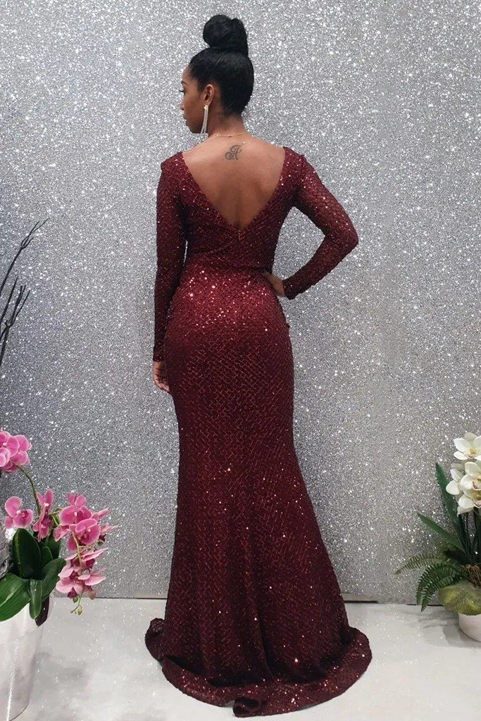 Abito lungo  a sirena bordo Moda Mania  in tulle  con motivo in paillette a manica lunga