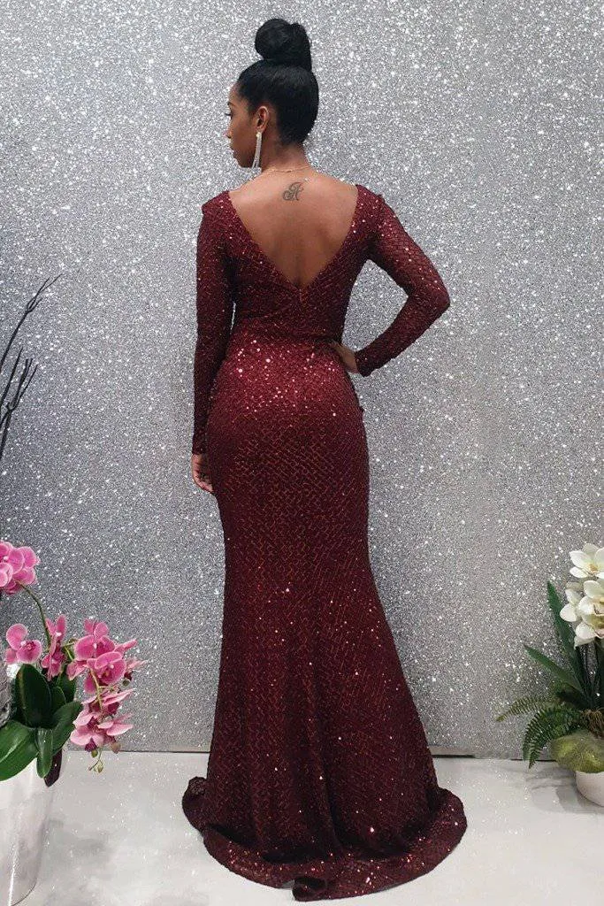 Abito lungo  a sirena bordo Moda Mania  in tulle  con motivo in paillette a manica lunga