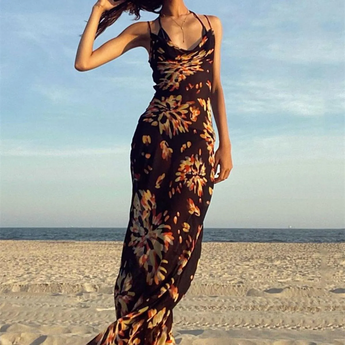 Abito lungo senza schienale stampato a righe per donna Spaghetti Slim Fashion Elegante abito lungo da festa Abito Boho Sum