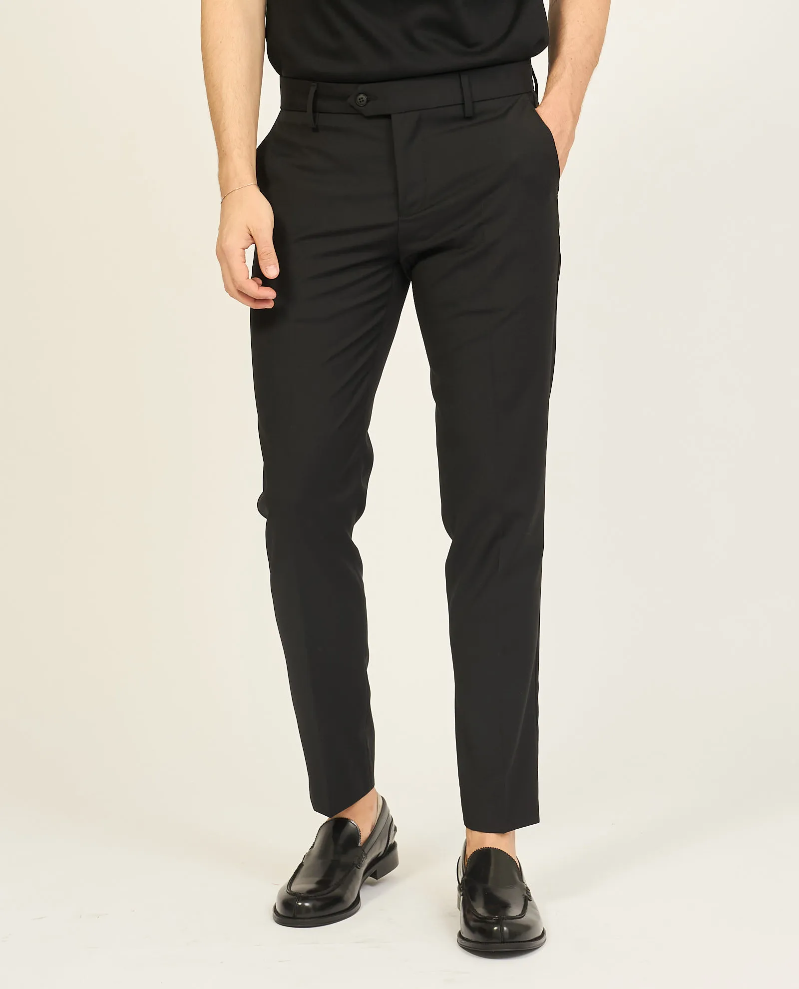 Abito Mulish monopetto colore nero con spilletta