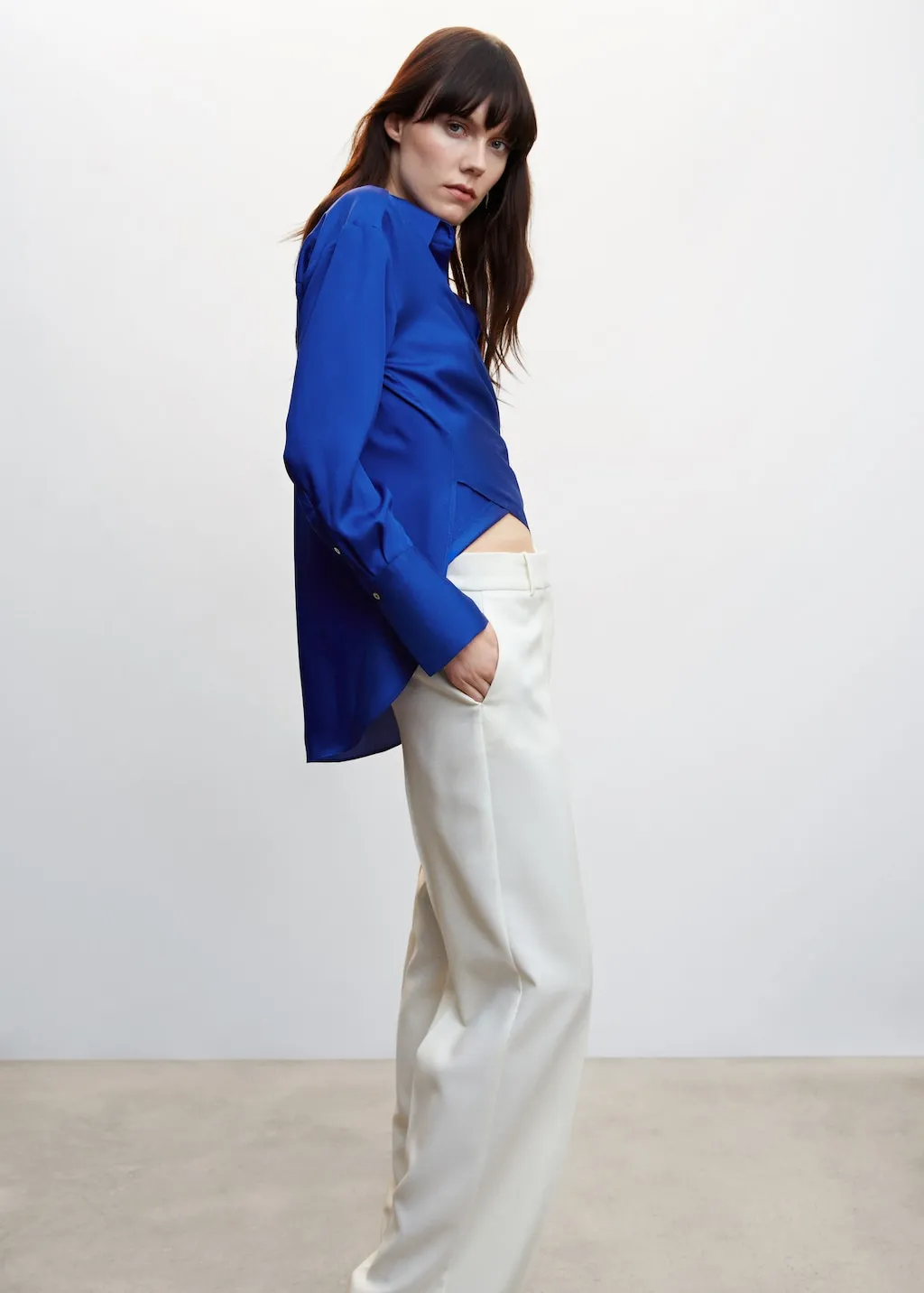 Blusa incrociata satinata