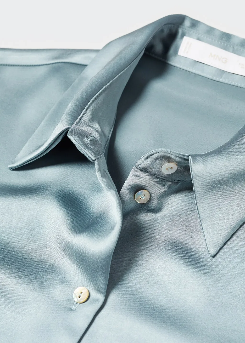 Camicia satinata bottoni