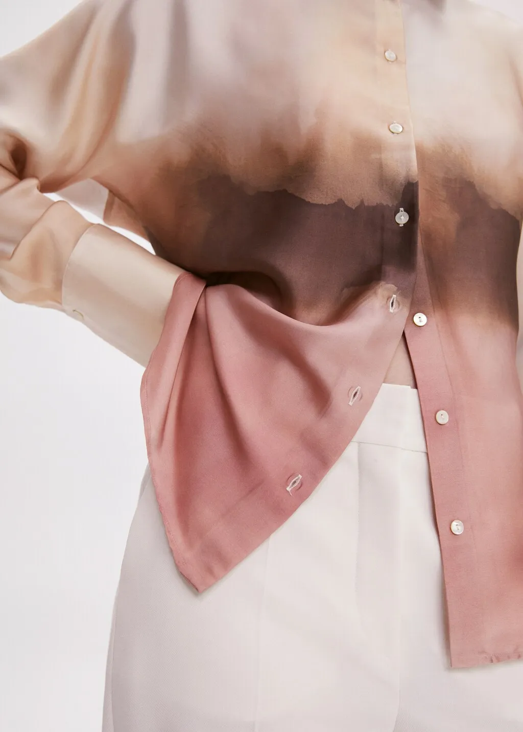 Camicia satinata effetto tie-dye