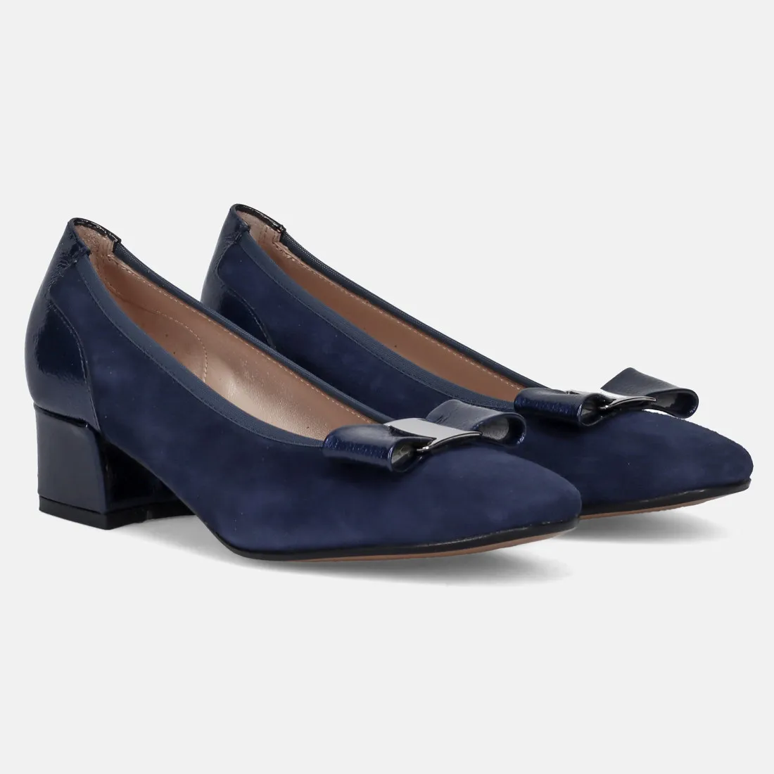 Décolleté Sangiorgio in camoscio blu con tacco basso e fiocco