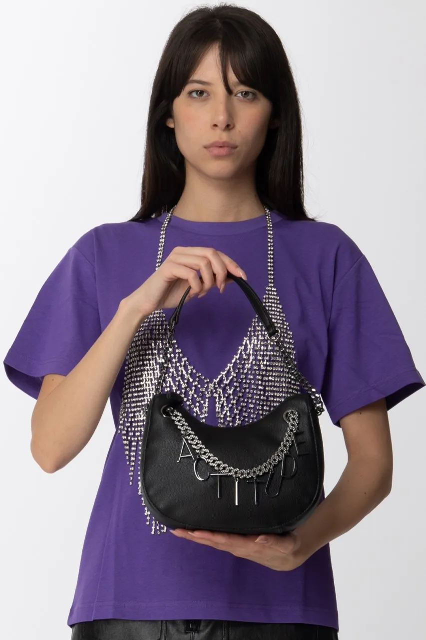 Hobo bag con pendenti logati Nero