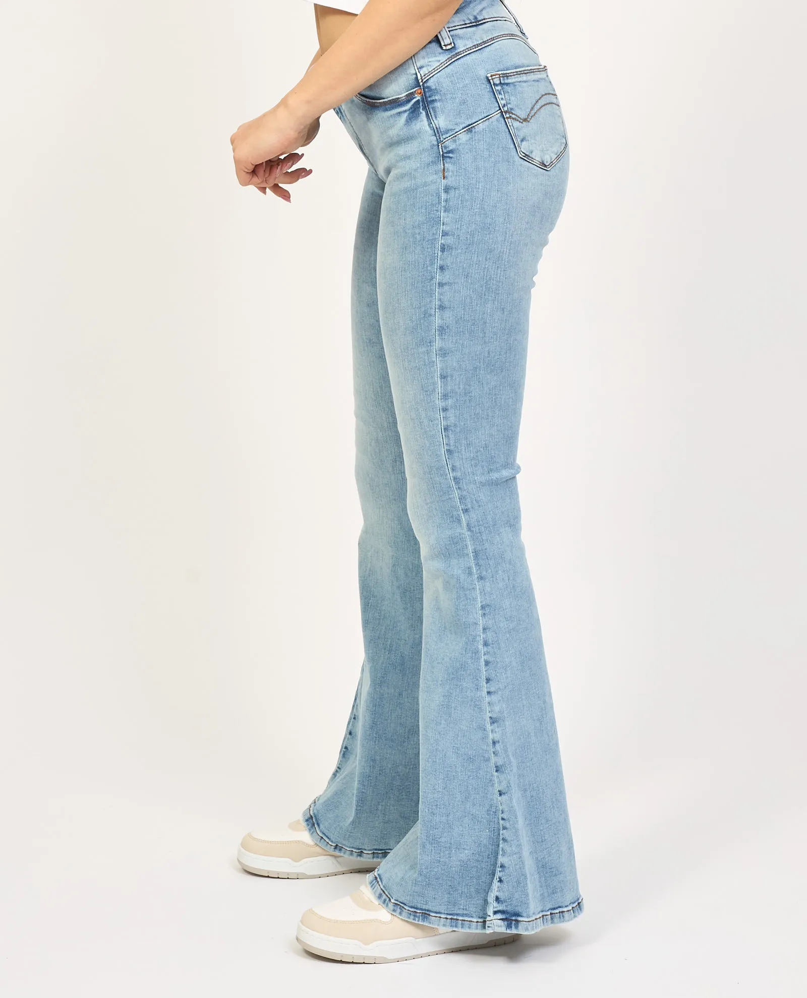 Jeans donna Fracomina modello skinny a palazzo