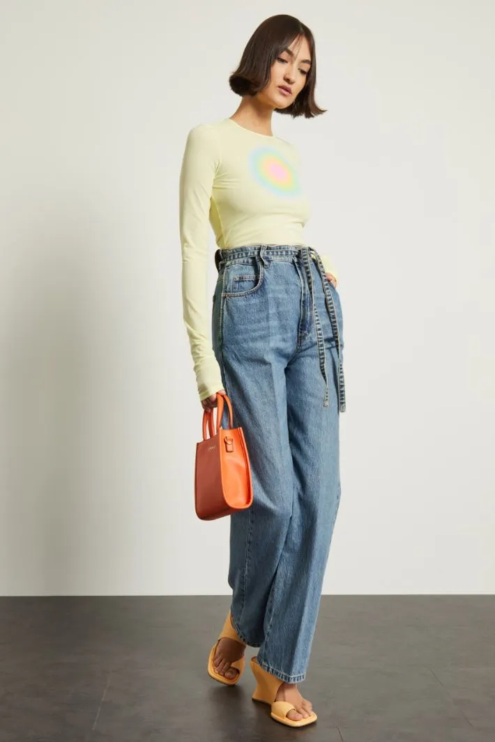 Jeans morbido con cintura