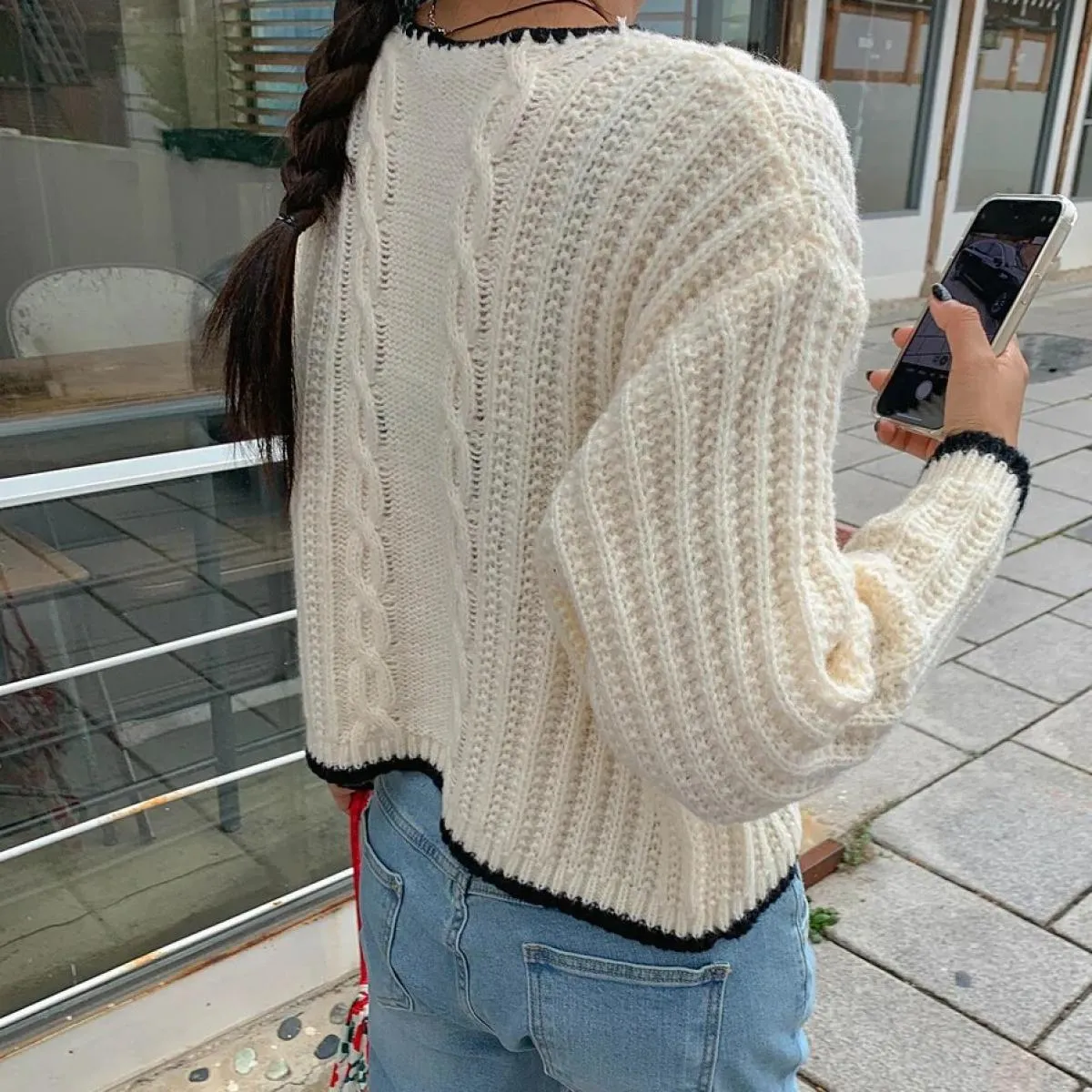 Maglioni da donna Temperamento autunnale Girocollo Bordi di colore a contrasto Maglieria ampia con ricamo a maniche lunghe Chic