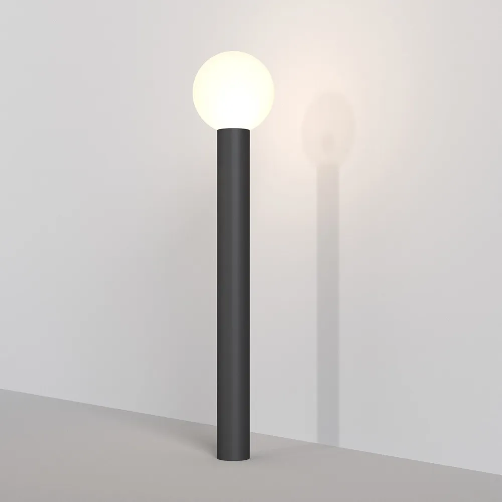 Maytoni  Lampada da terra moderna per esterno e giardino con diffusore a boccia in pvc Bold - 60W