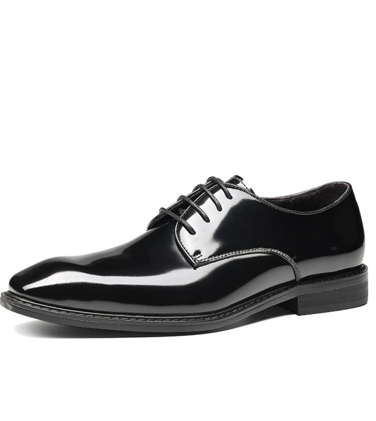 Nuove scarpe formali da uomo in pelle verniciata Luxury Genuine Leather 2023 Summer British Trend Designer Man Wedding Business