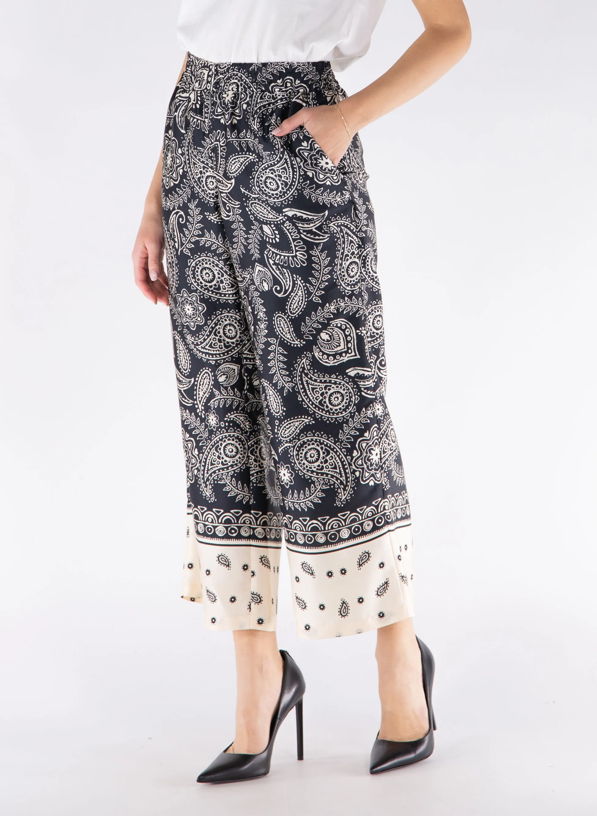 pantalone in raso
