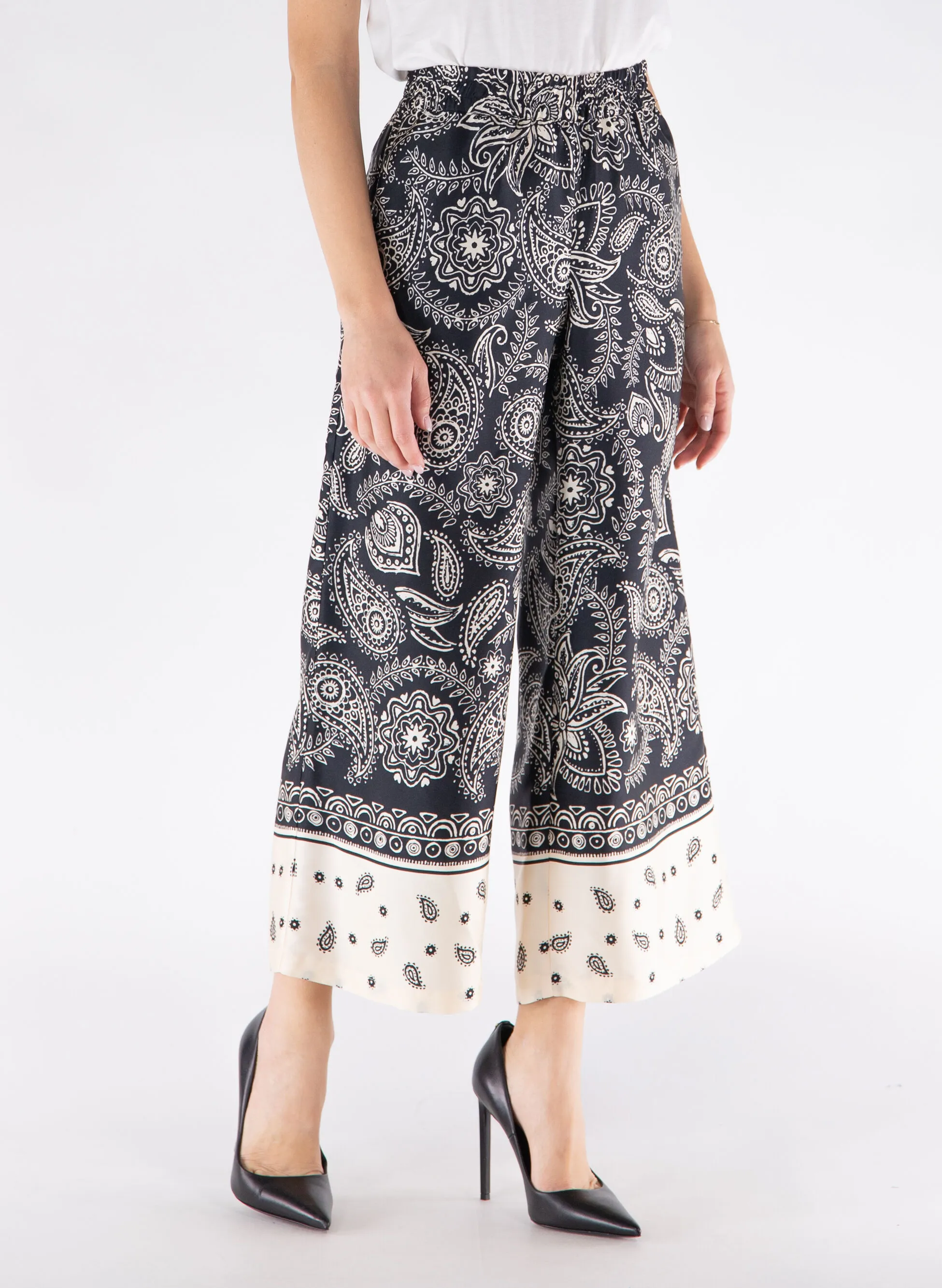 pantalone in raso