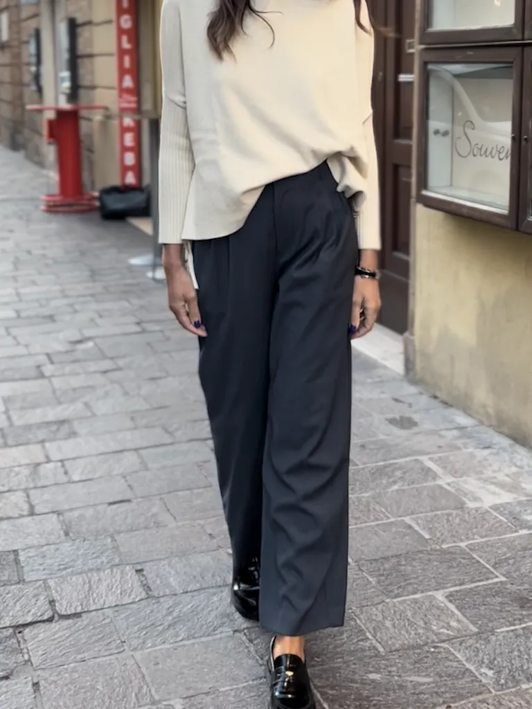 Pantalone palazzo con pences – Vicolo
