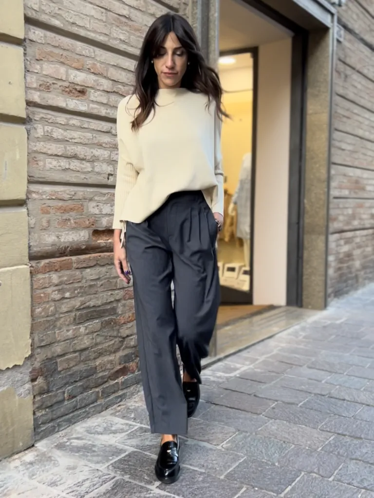 Pantalone palazzo con pences – Vicolo