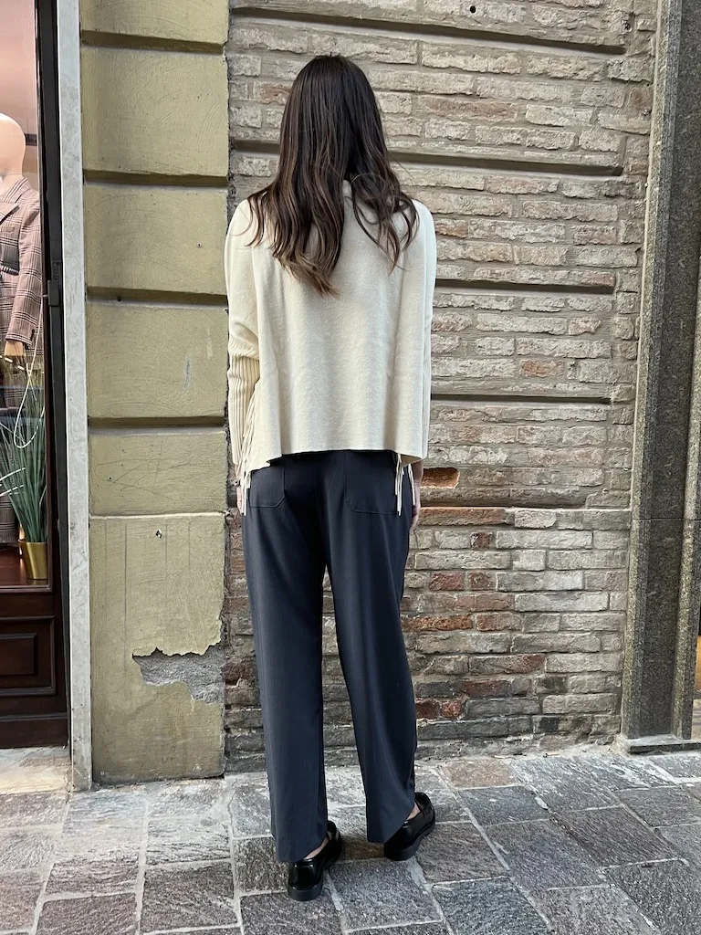 Pantalone palazzo con pences – Vicolo