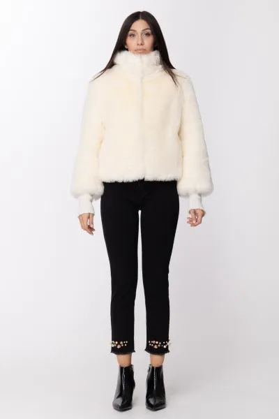 PANTALONI CON PERLE E ORLO SFRANGIATO Nero