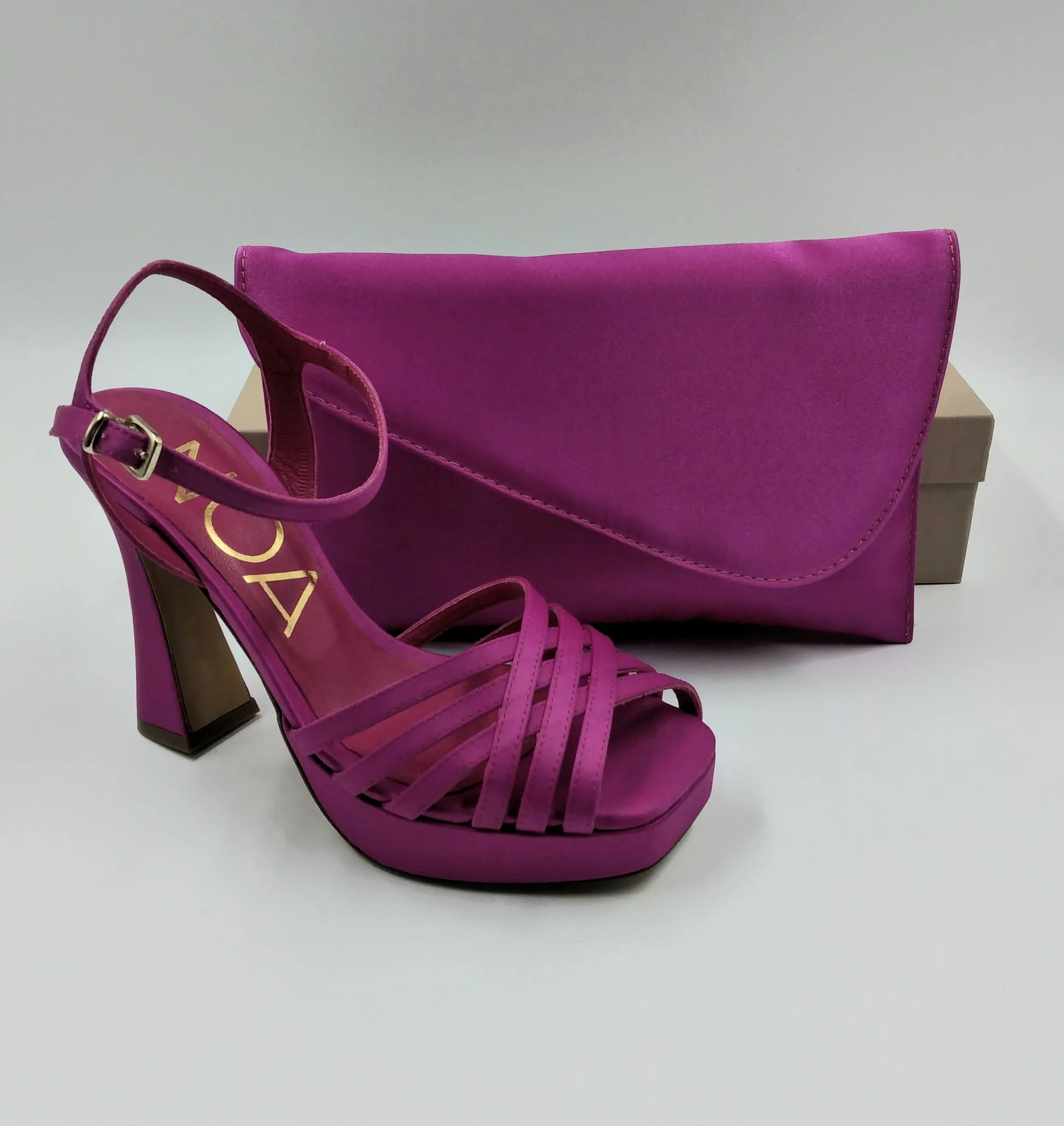 SANDALI RASO FUXIA