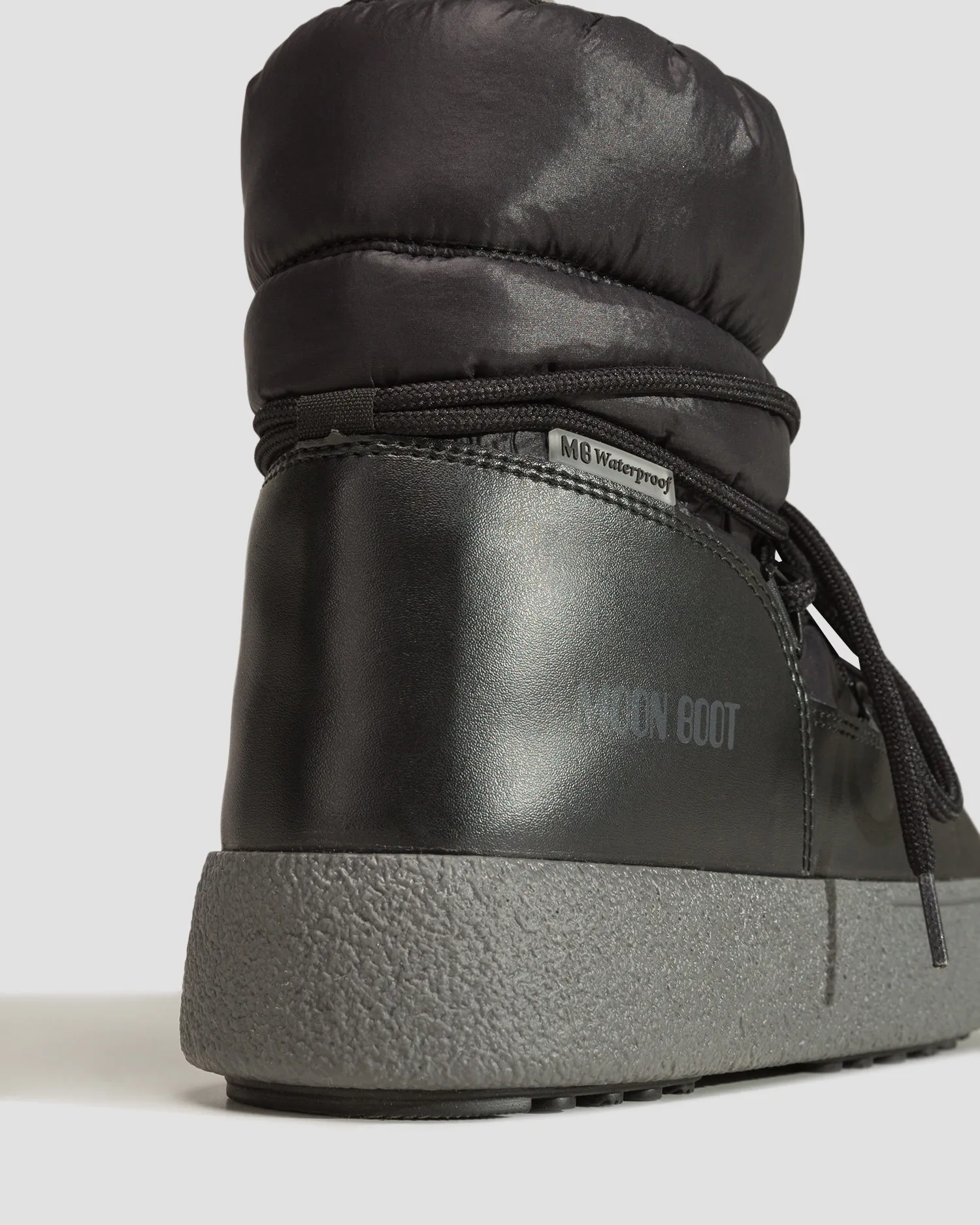 Scarpe invernali da uomo Moon Boot Mtrack Low Nylon Wp Nere 24401300-1