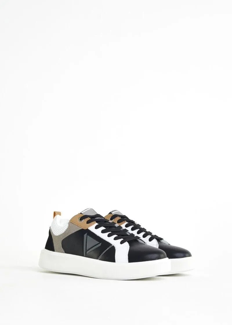 Sneaker in pelle e suede