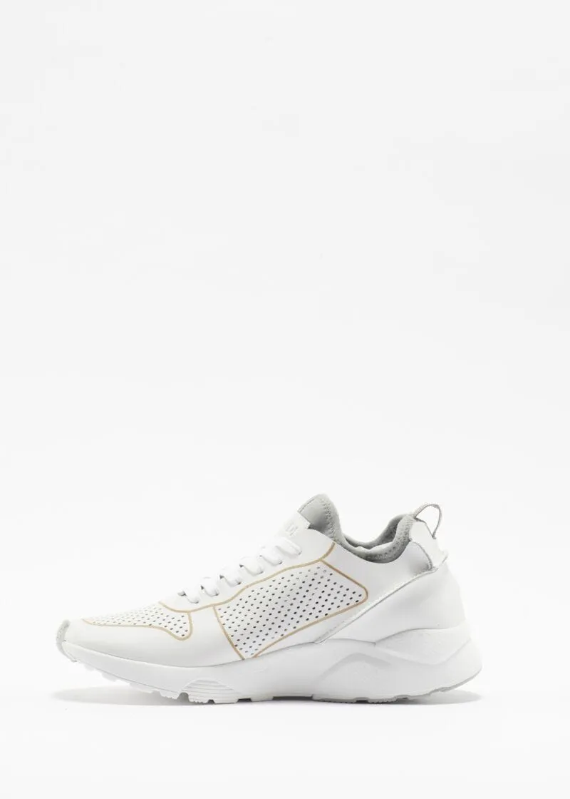 Sneaker in pelle microforata