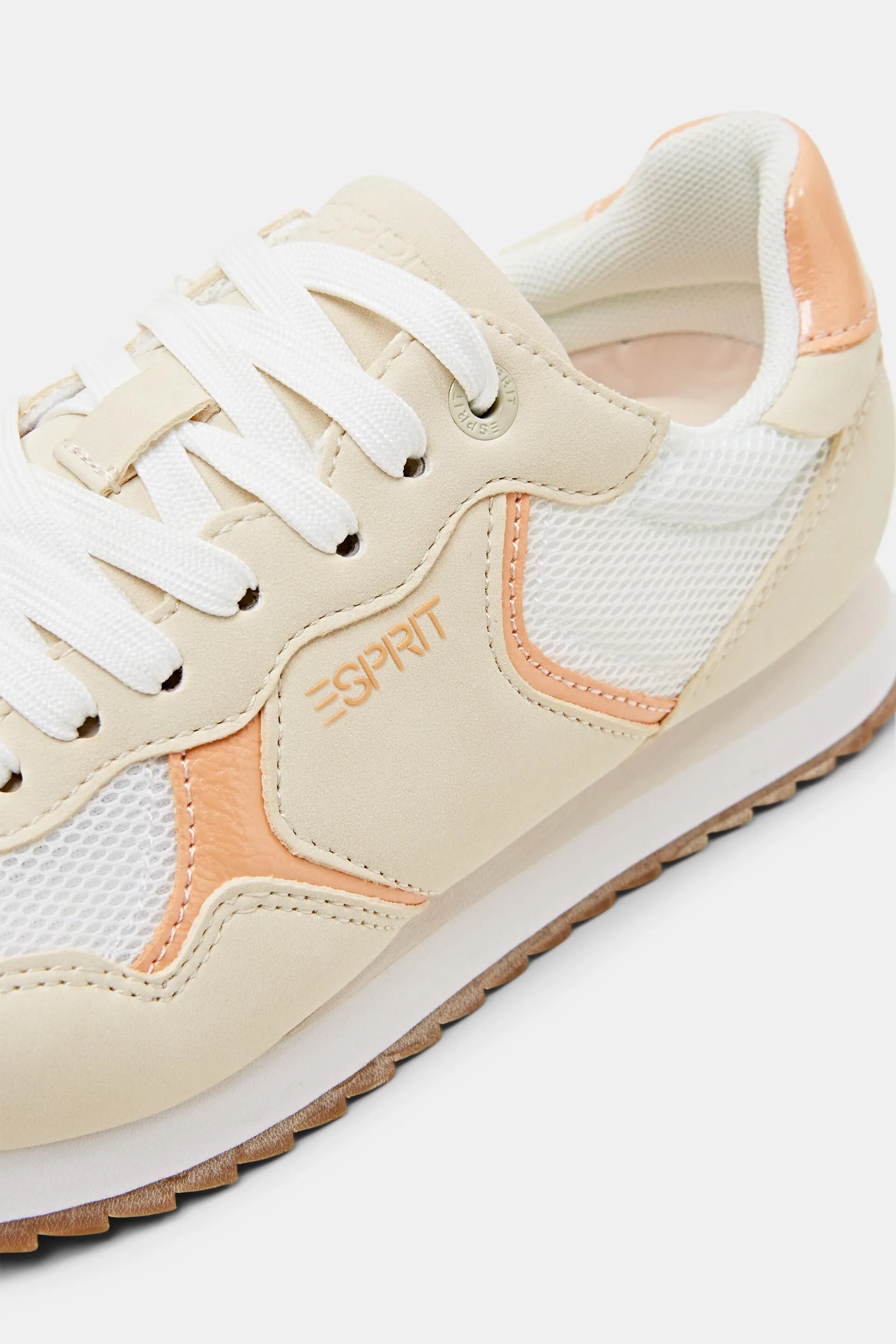Sneakers in pelle vegana