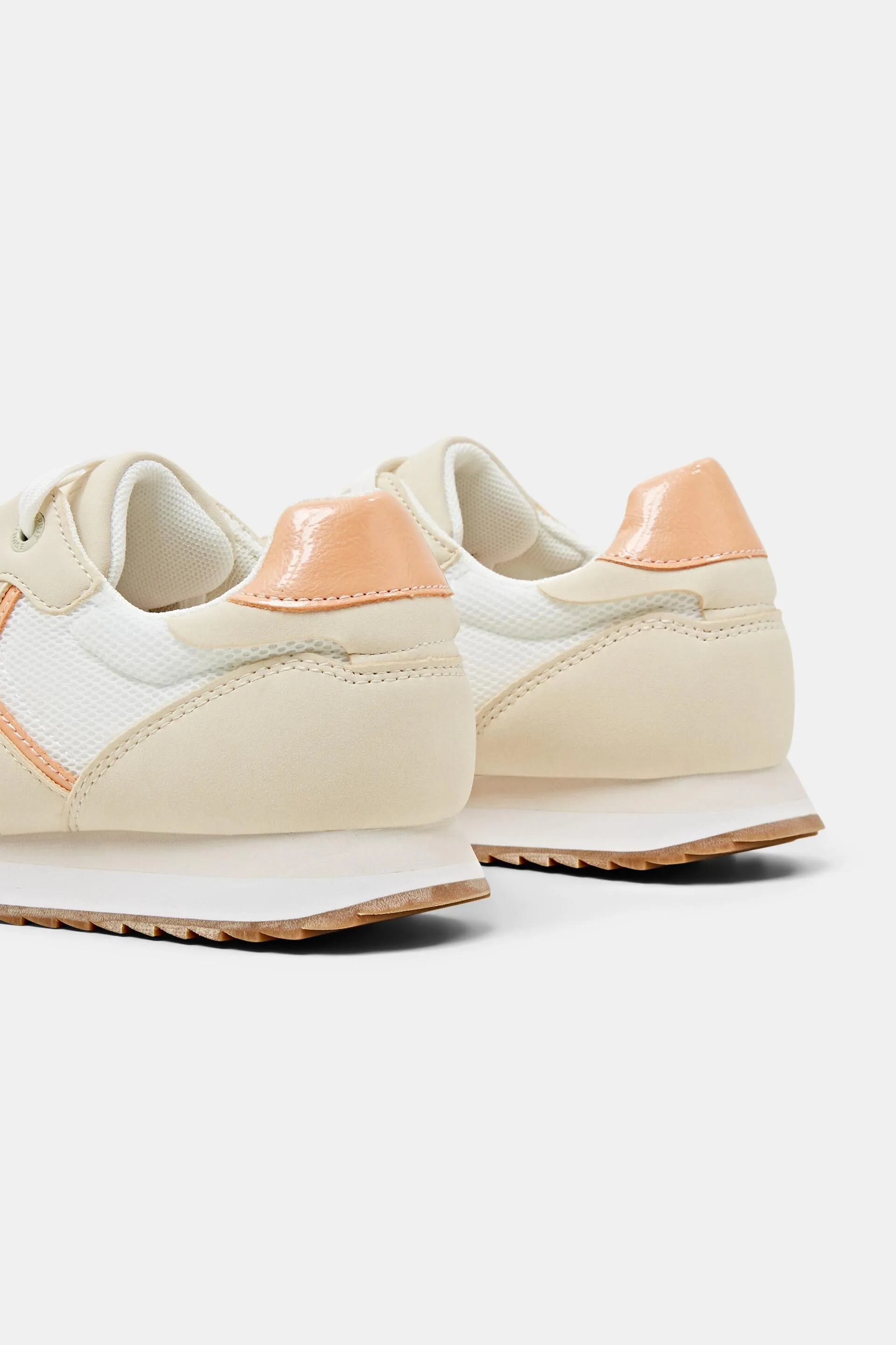 Sneakers in pelle vegana