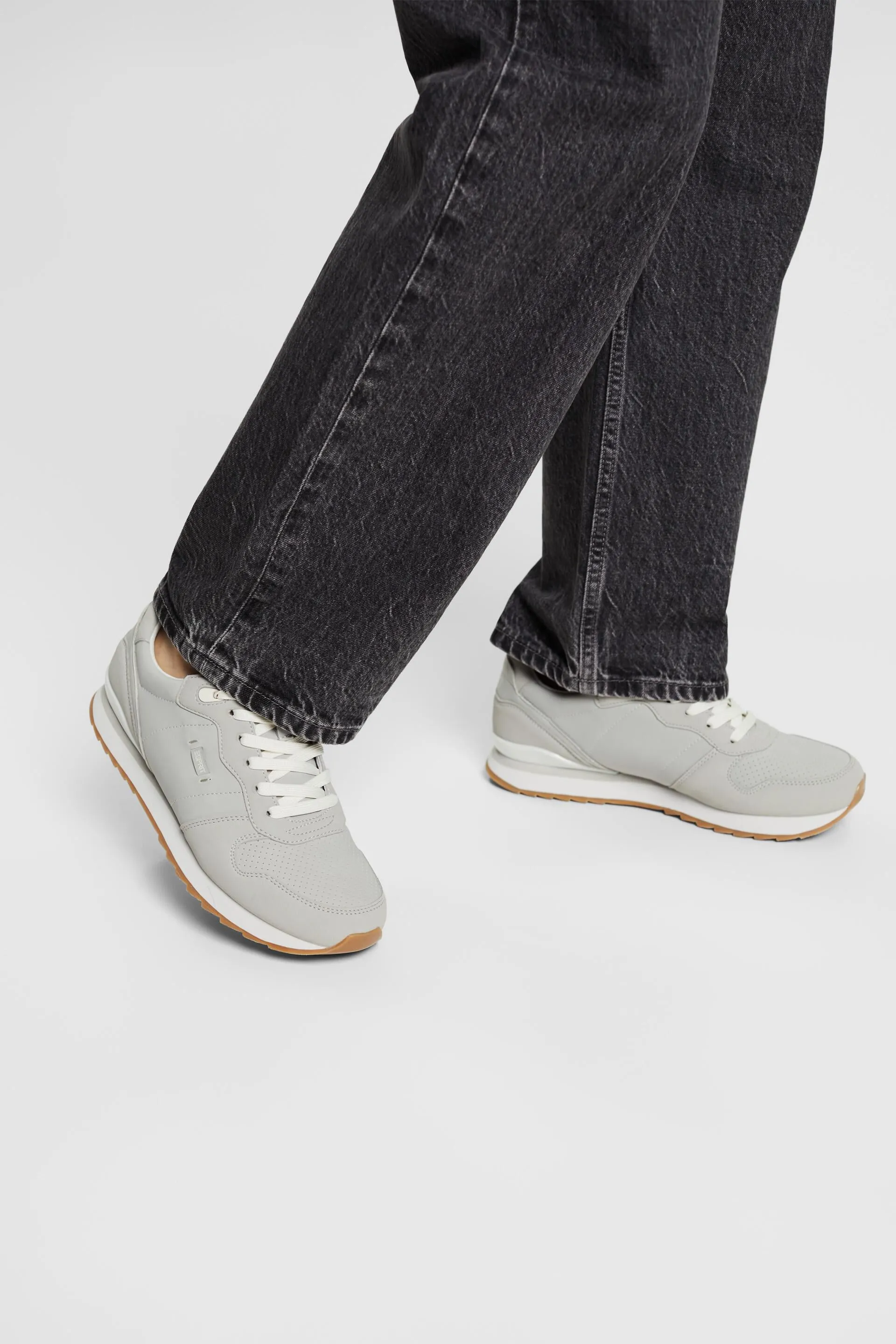 Sneakers stringate vegane