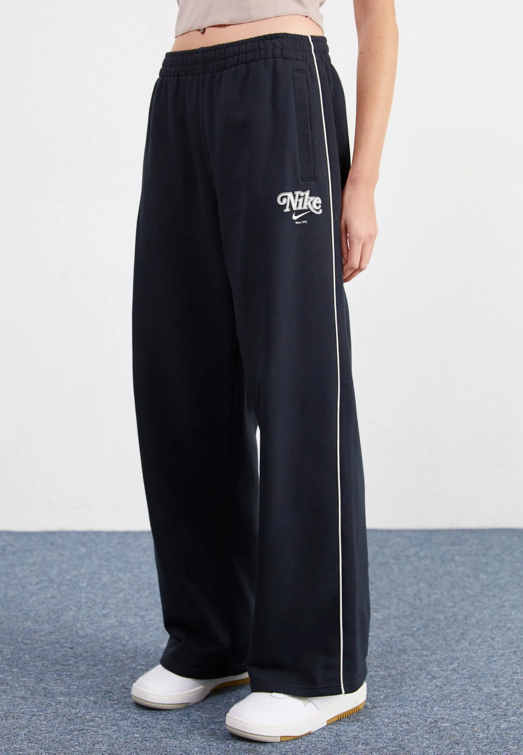 STRAIGHT PANT - Pantaloni sportivi