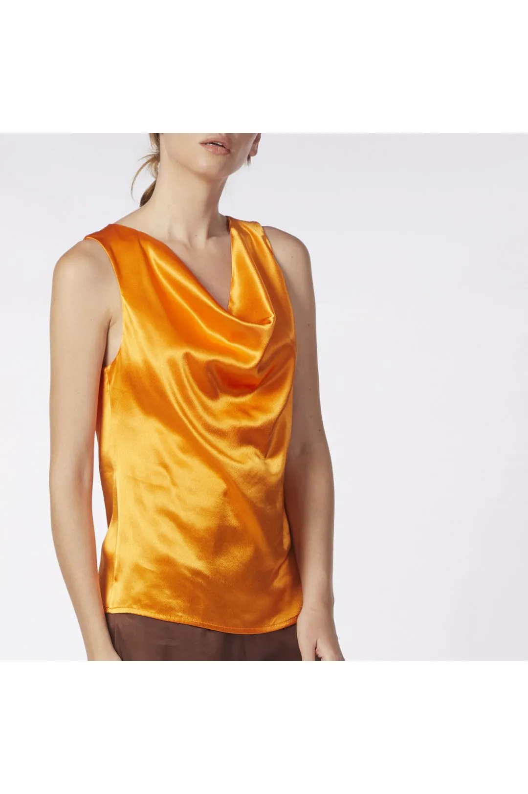 top con scollatura drappeggiata in raso di viscosa arancio